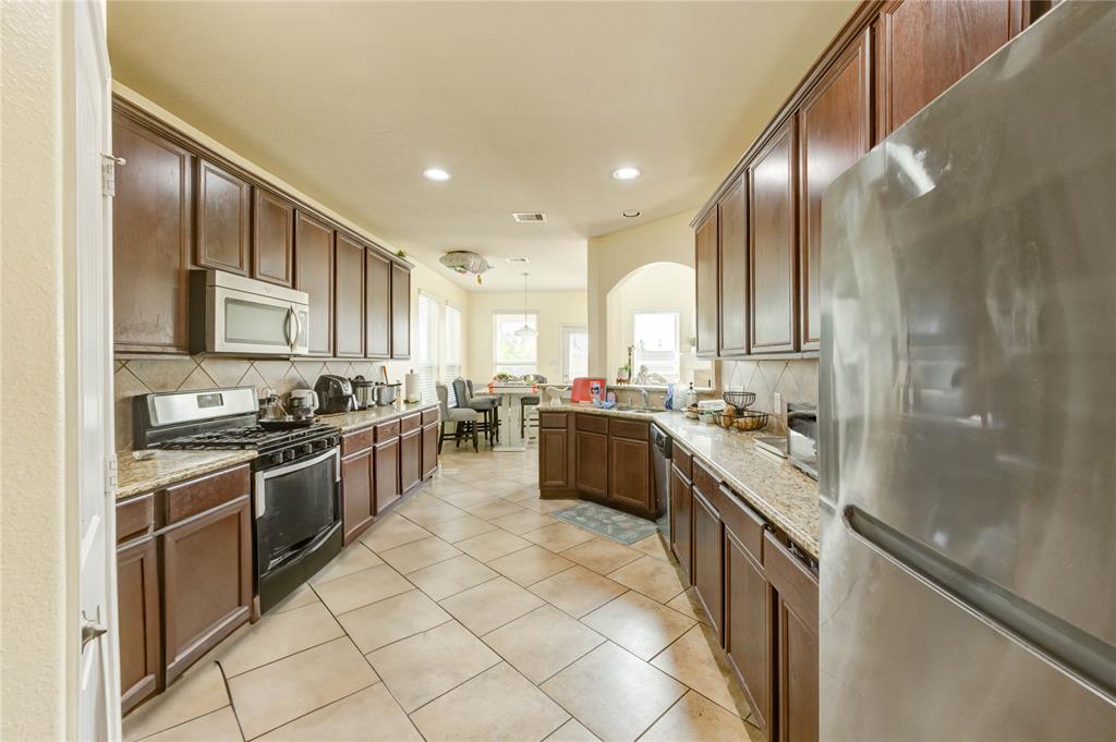 1610 Mason Knights Drive