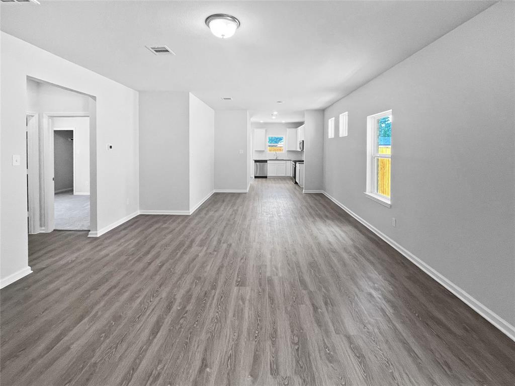 27395 Axis Deer Trail, Magnolia, Texas image 3