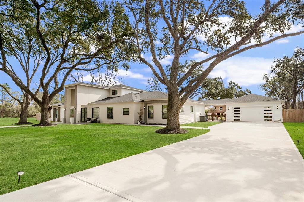 26511 Meadow Lane