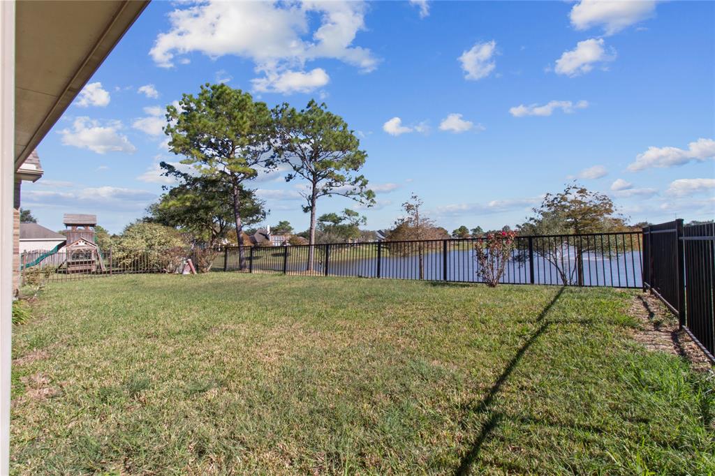 2107 Pearl Bay Court, Pearland, Texas image 26