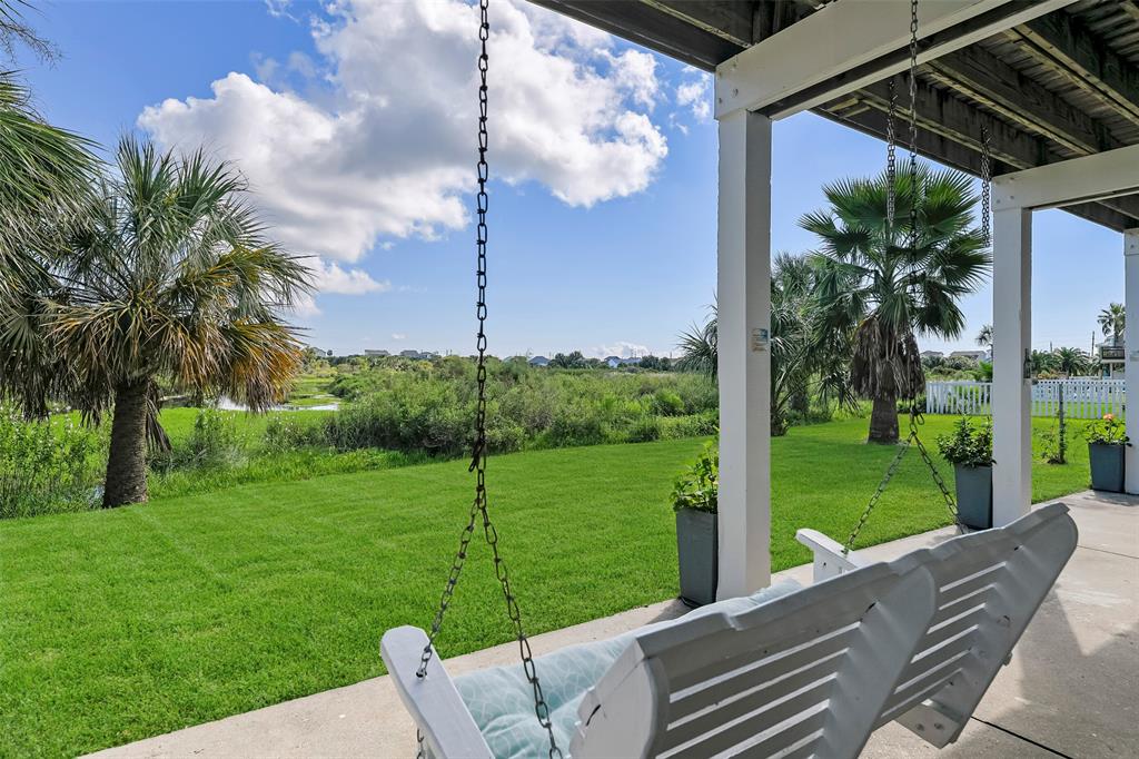 4112 Isla Del Sol Drive, Galveston, Texas image 8