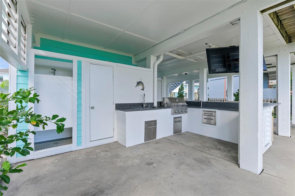4112 Isla Del Sol Drive, Galveston, Texas image 7