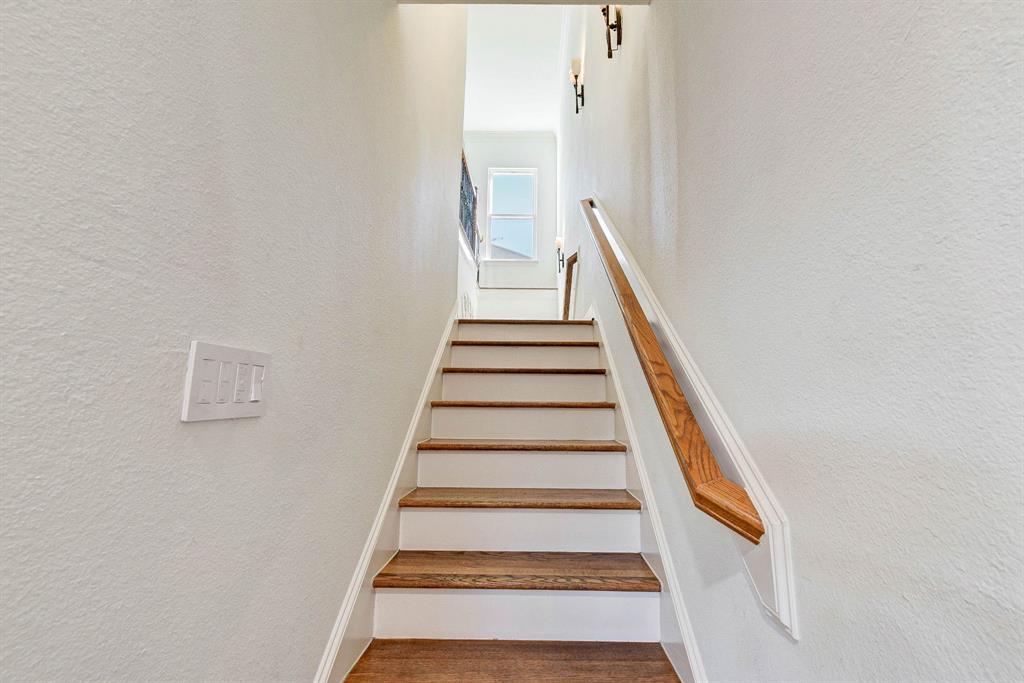 312 Grove Street, Houston, Texas image 19
