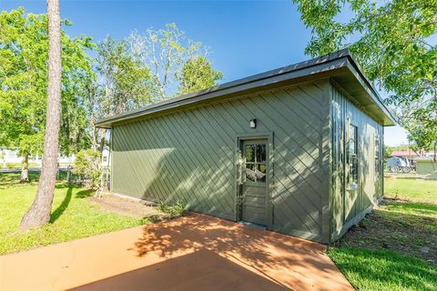 A home in Clute