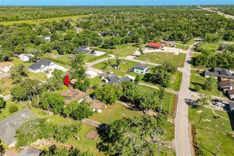 A home in Clute