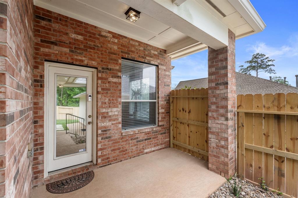 2153 Summit Mist Drive, Conroe, Texas image 43