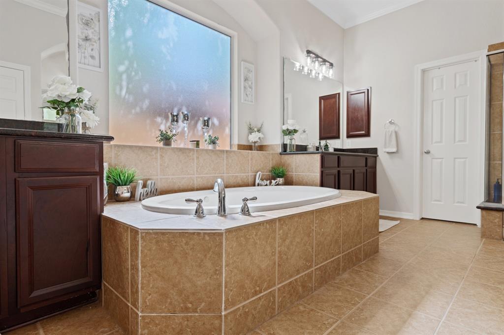 2153 Summit Mist Drive, Conroe, Texas image 25