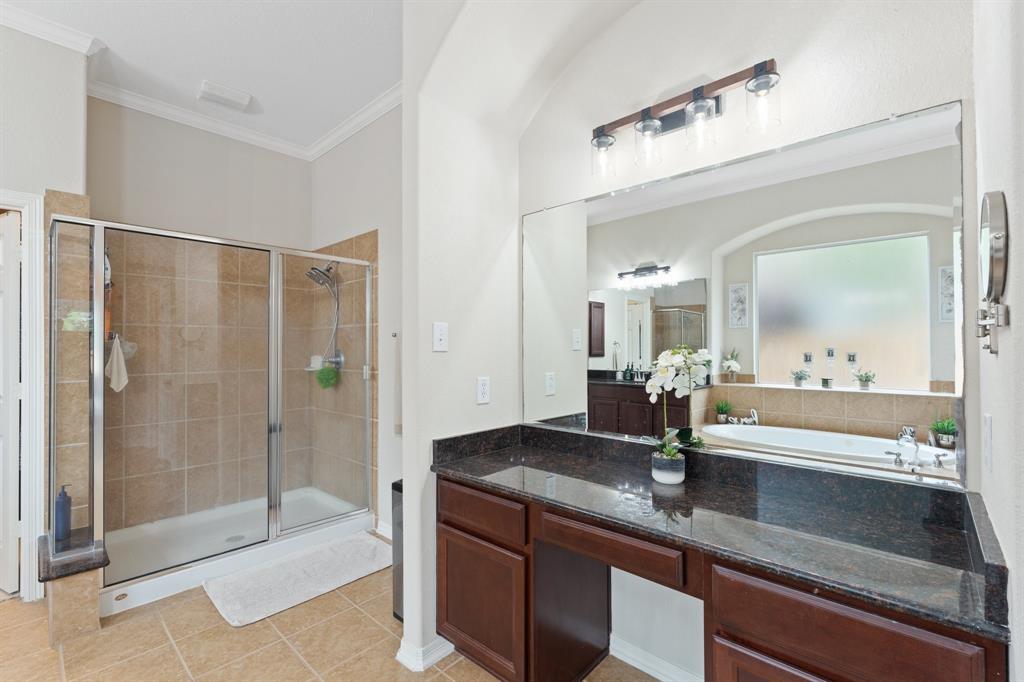 2153 Summit Mist Drive, Conroe, Texas image 27