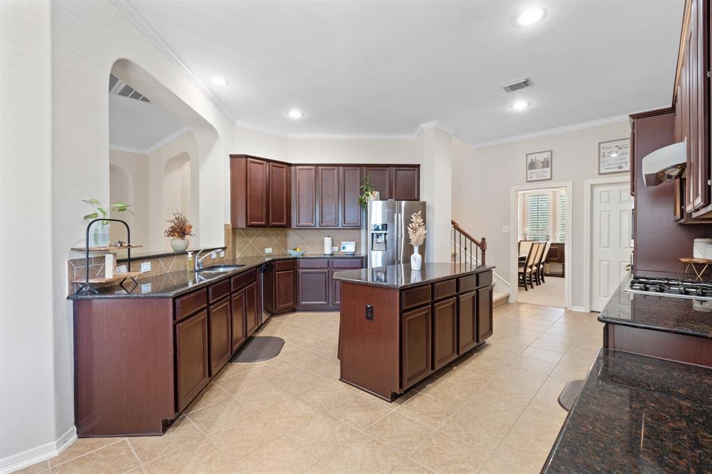 2153 Summit Mist Drive, Conroe, Texas image 15