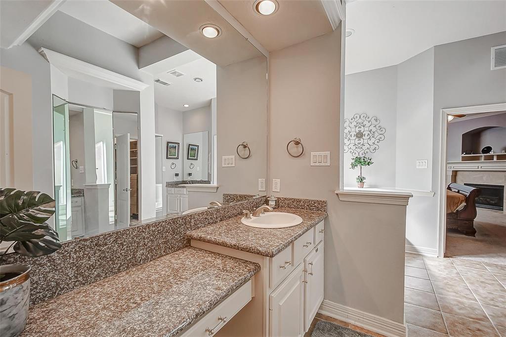 5014 Riverstone Crossing Drive, Sugar Land, Texas image 12