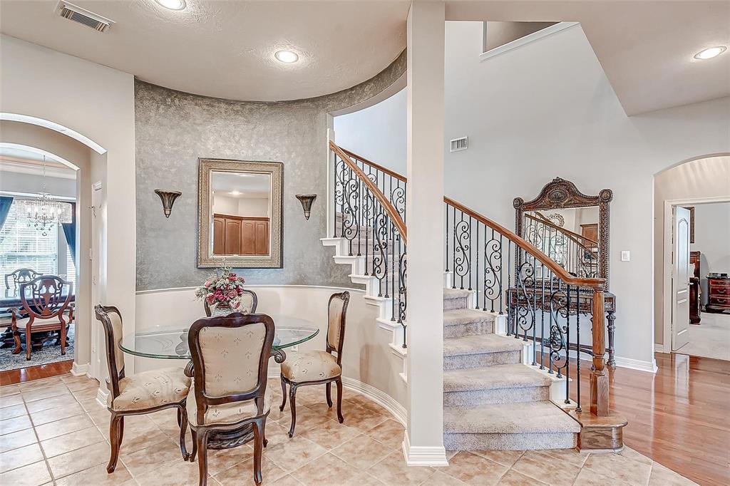5014 Riverstone Crossing Drive, Sugar Land, Texas image 6