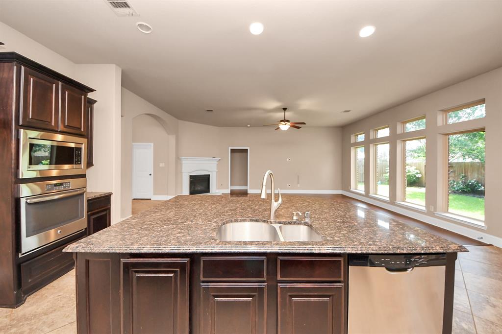 13422 Vintage Trail Lane, Pearland, Texas image 32