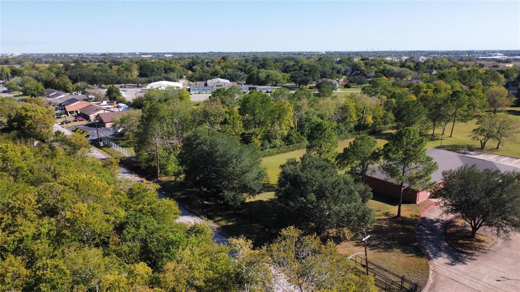 000 South Acres Drive, Houston, Texas image 7