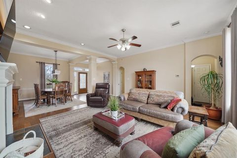 A home in Rosharon