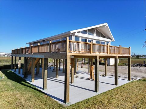 A home in Crystal Beach