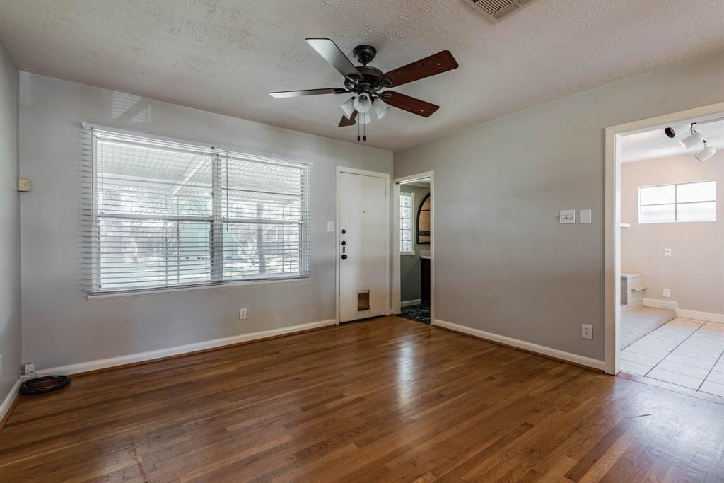 1439 Richelieu Lane