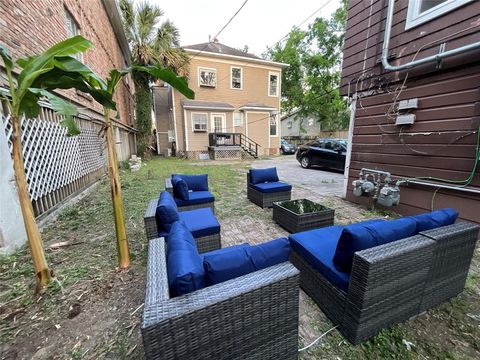 2518 Grant 1/2 Street D Houston TX 77006