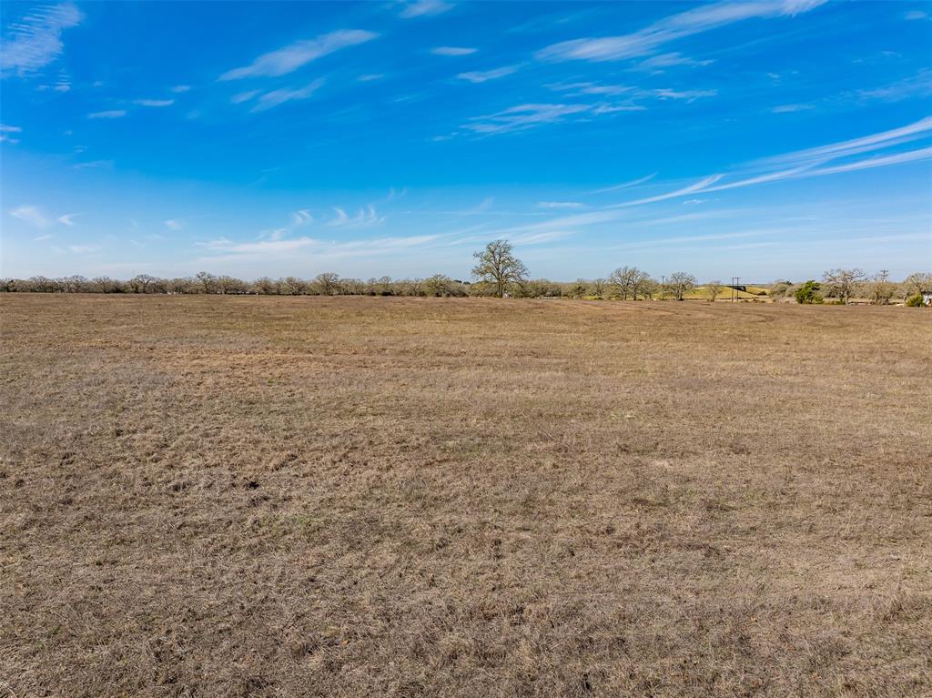 2529 Nickel Mica Road, Flatonia, Texas image 12