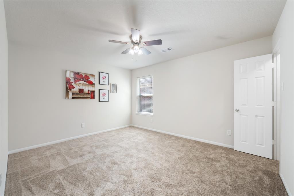4226 Texian Forest Trail, Humble, Texas image 11