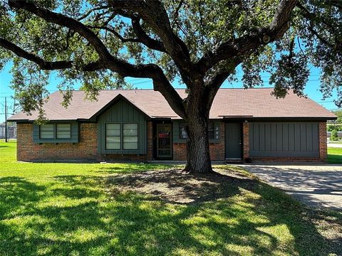 A home in La Porte