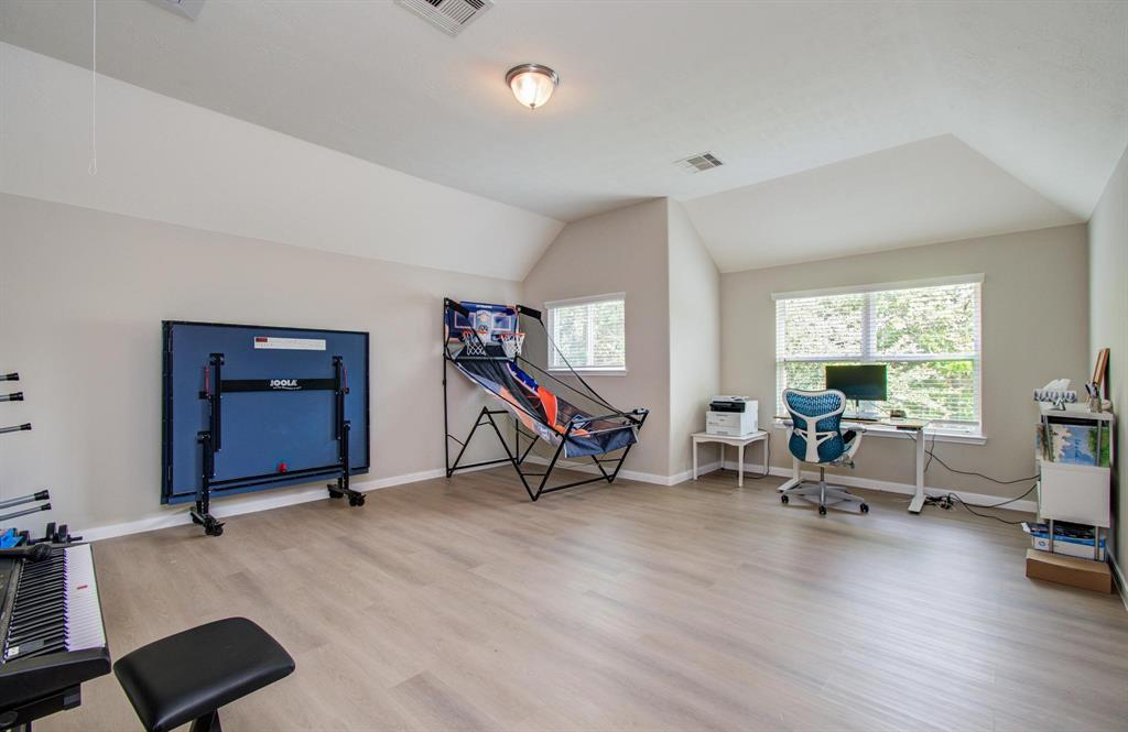 6807 Delander Way, Sugar Land, Texas image 44