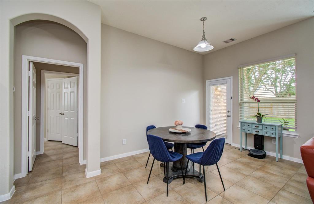 6807 Delander Way, Sugar Land, Texas image 28
