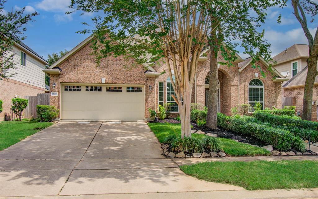 6807 Delander Way, Sugar Land, Texas image 3