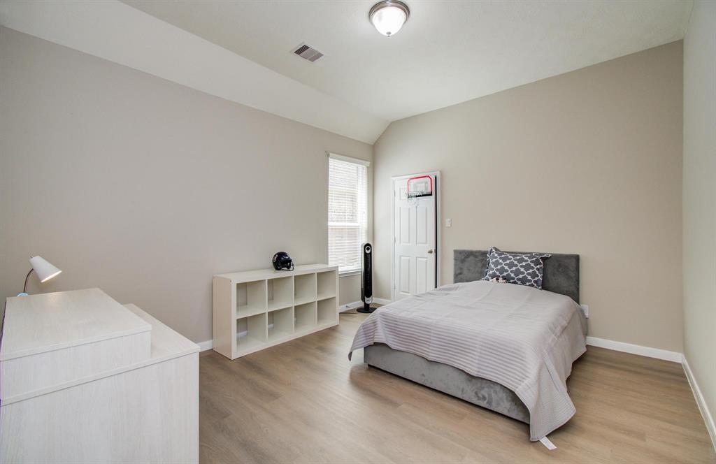 6807 Delander Way, Sugar Land, Texas image 30