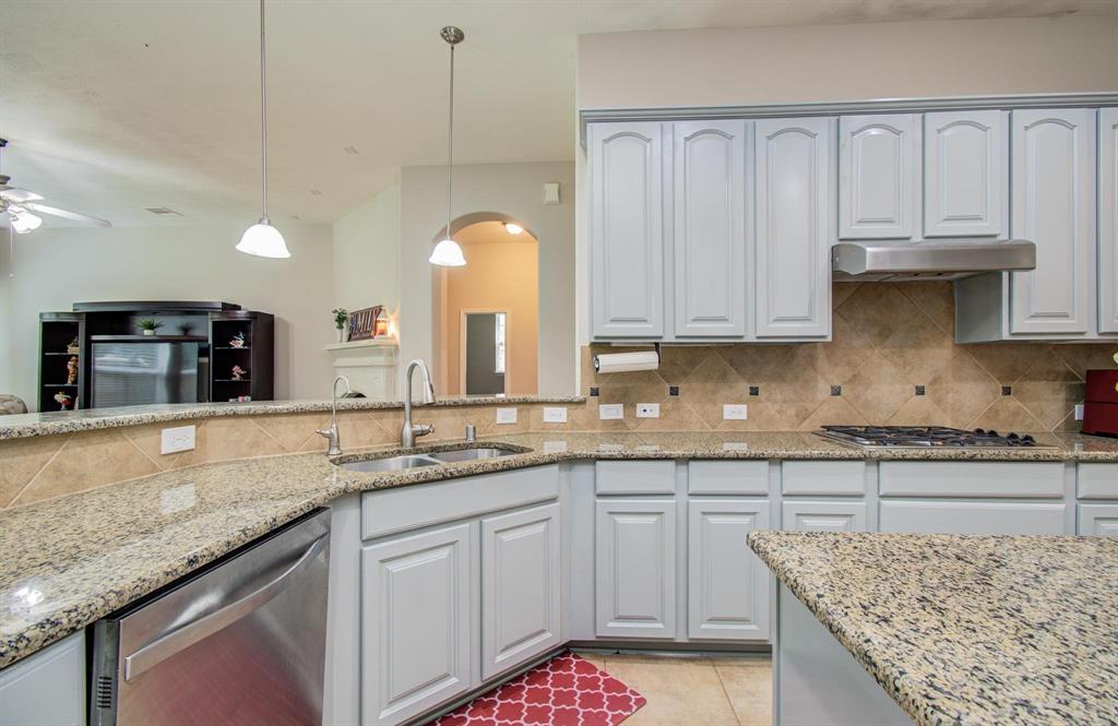 6807 Delander Way, Sugar Land, Texas image 24