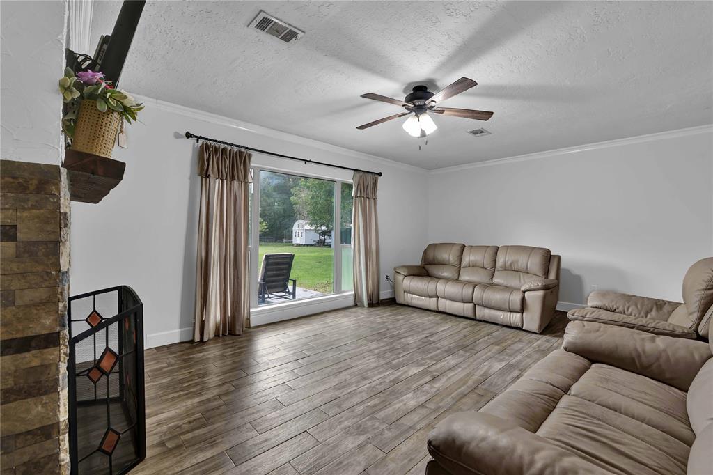 3522 County Road 3011, Dayton, Texas image 8