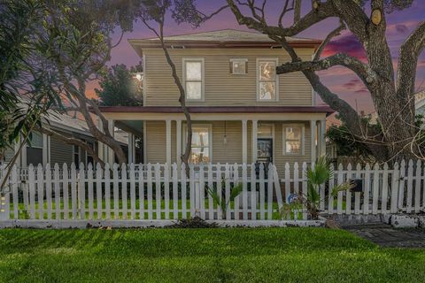 3111 Avenue R Galveston TX 77550