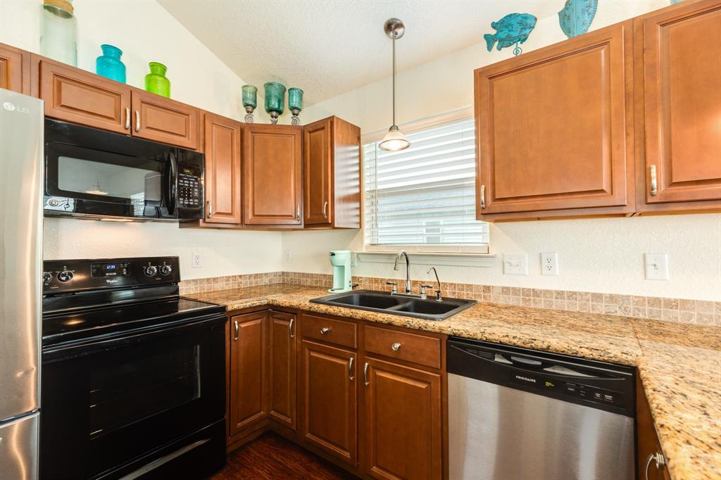 433 Seabean Street, Surfside Beach, Texas image 9