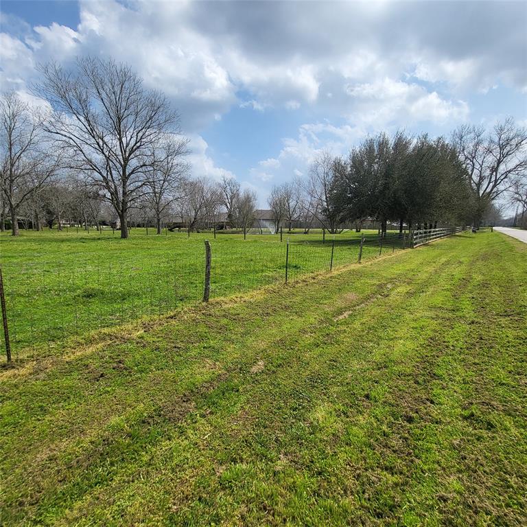 3220 Bowser Road, Fulshear, Texas image 4