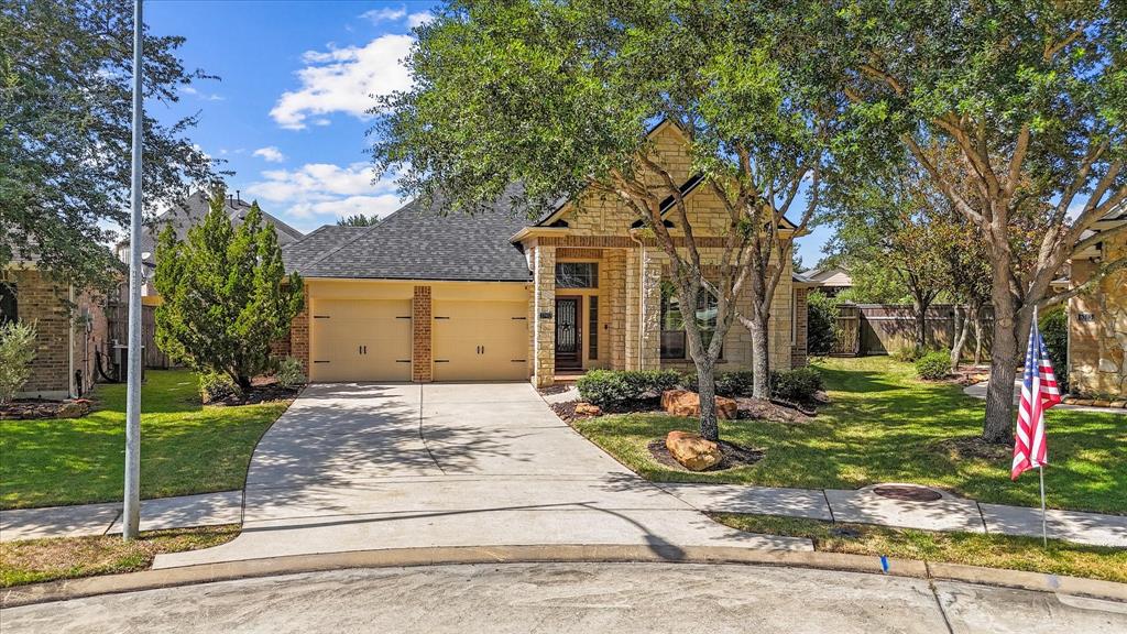 27902 Silverstream Court