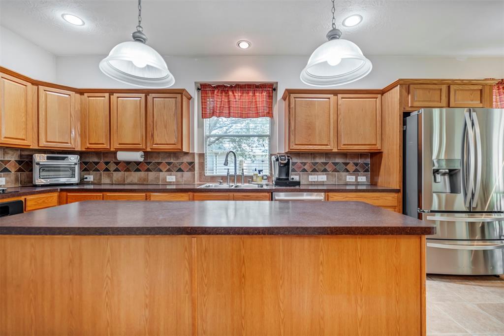 2610 Kimberly Dawn Drive, Conroe, Texas image 16