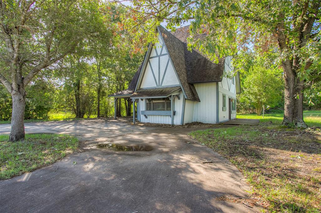60 Westwood Drive, Trinity, Texas image 1