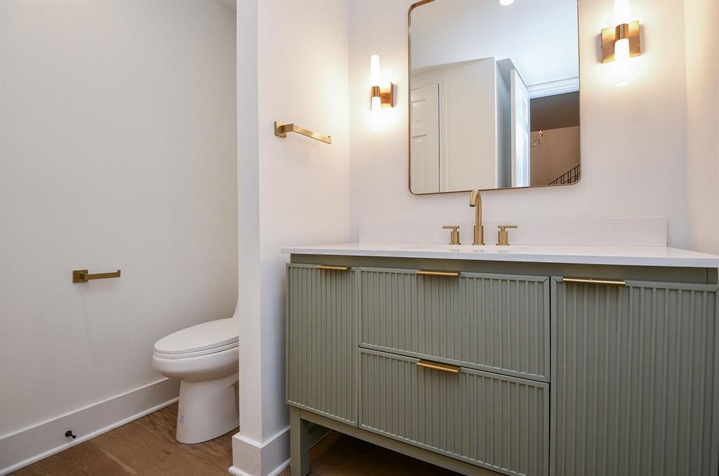 7528 Chevy Chase Drive, Houston, Texas image 14
