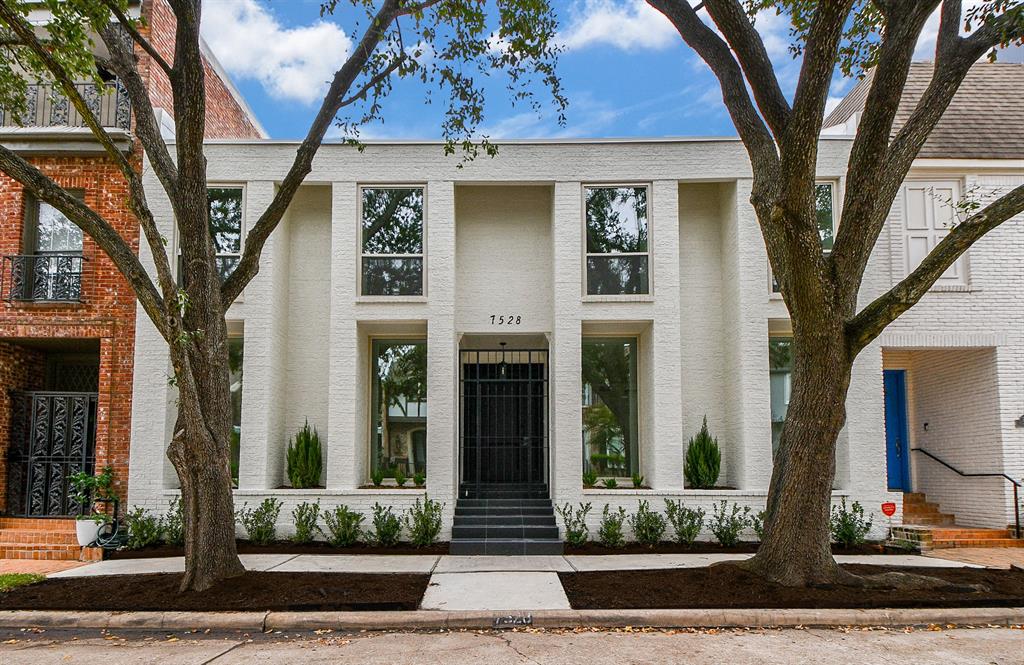 7528 Chevy Chase Drive, Houston, Texas image 3