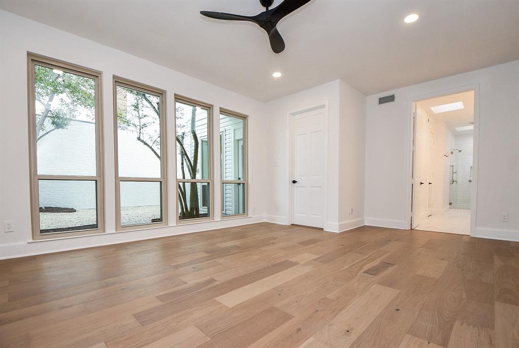 7528 Chevy Chase Drive, Houston, Texas image 22