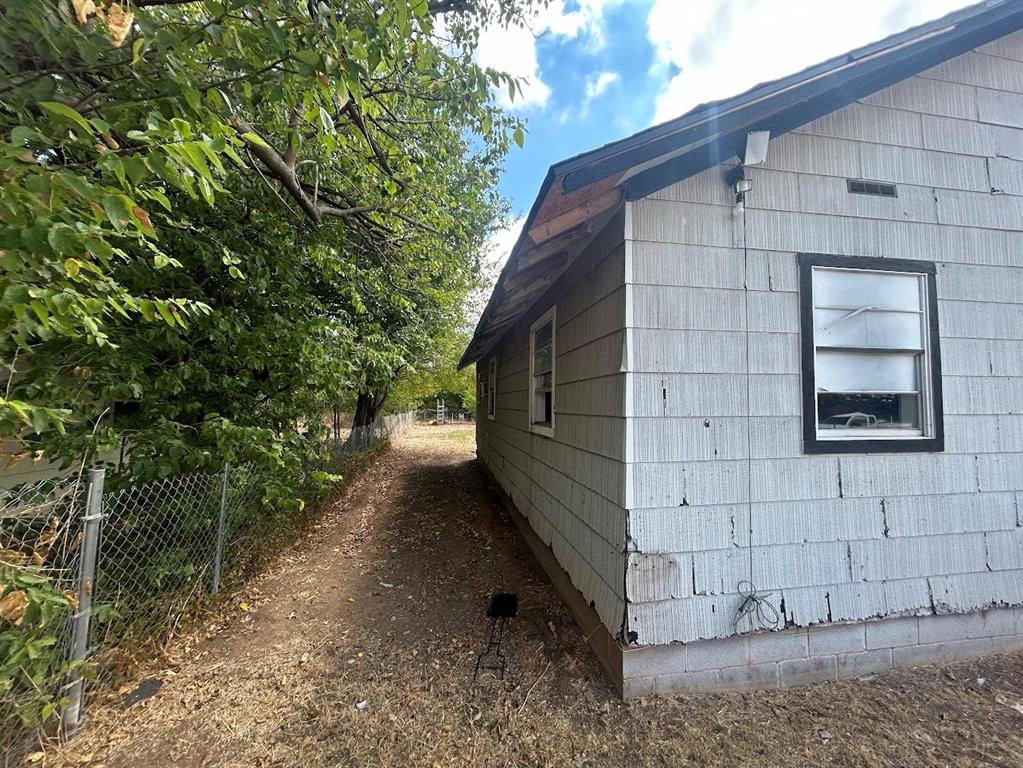 407 Earle Street, Quanah, Texas image 2