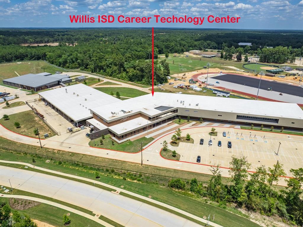 427 Starfly Drive, Willis, Texas image 37