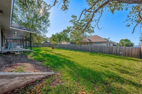 A home in Willis