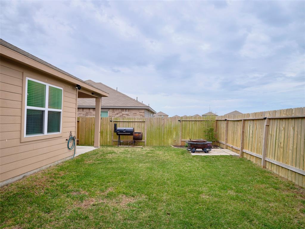 8019 Vacek Meadows Loop, Richmond, Texas image 43