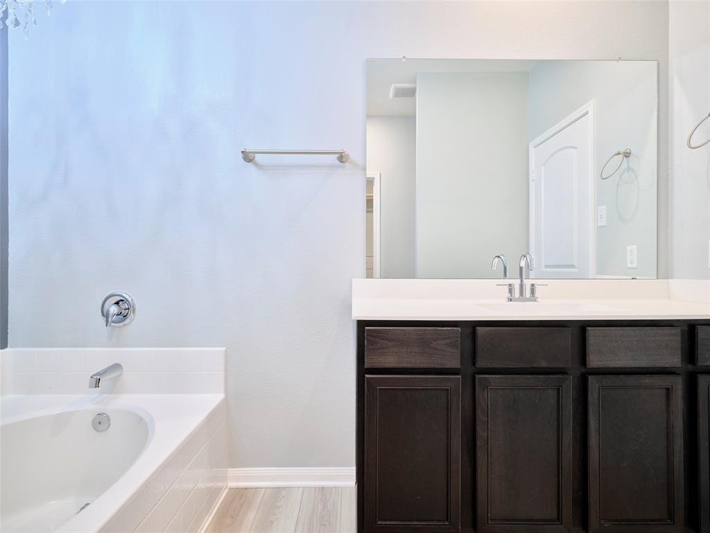 8019 Vacek Meadows Loop, Richmond, Texas image 36