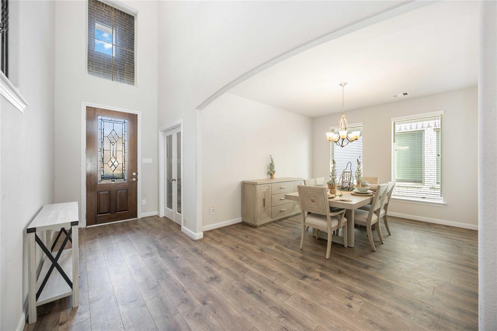 5038 Lacebark Pine Trail