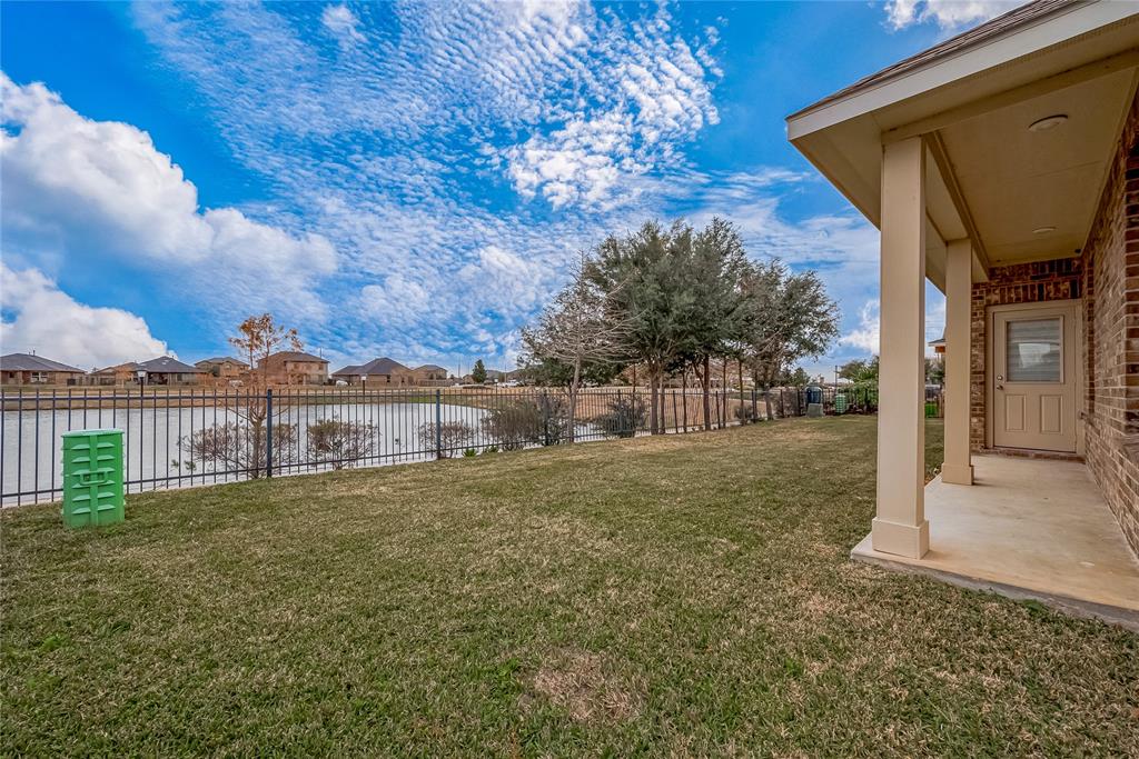 8706 Jonquil Drive, Richmond, Texas image 34