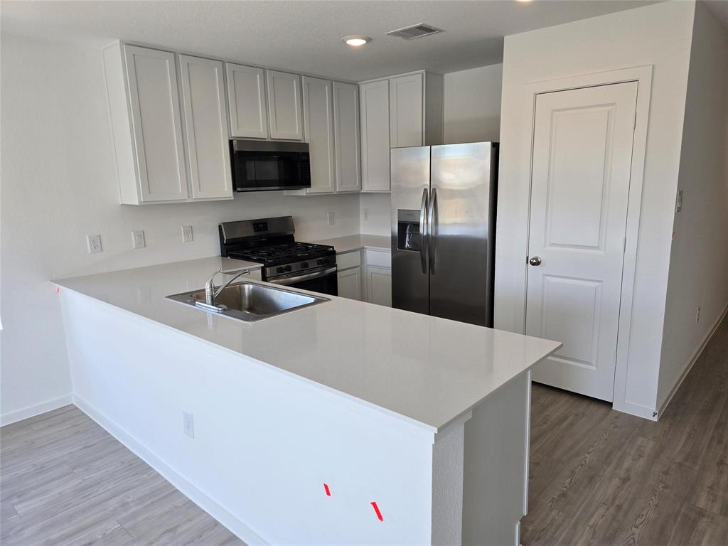 25660 Rose Creek Drive, Cleveland, Texas image 3