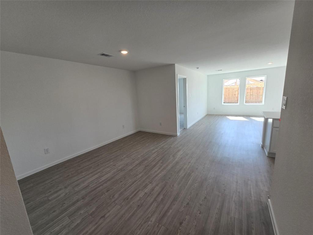 25660 Rose Creek Drive, Cleveland, Texas image 1