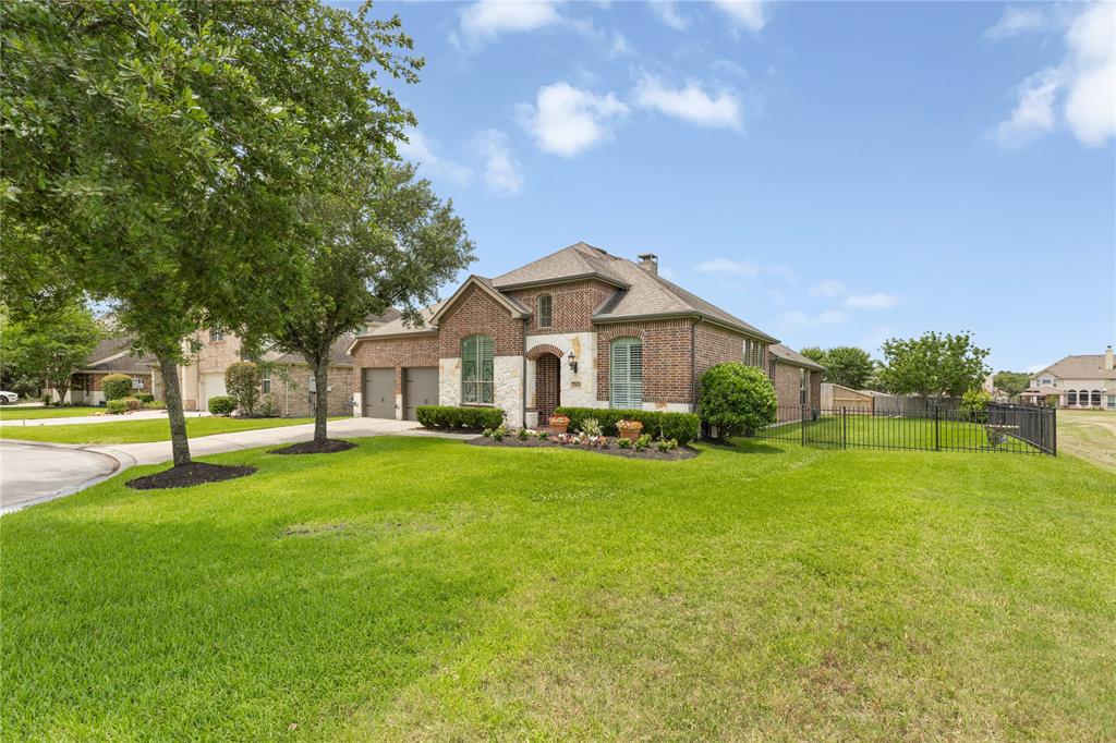 25019 Bahme Springs Lane, Porter, Texas image 2