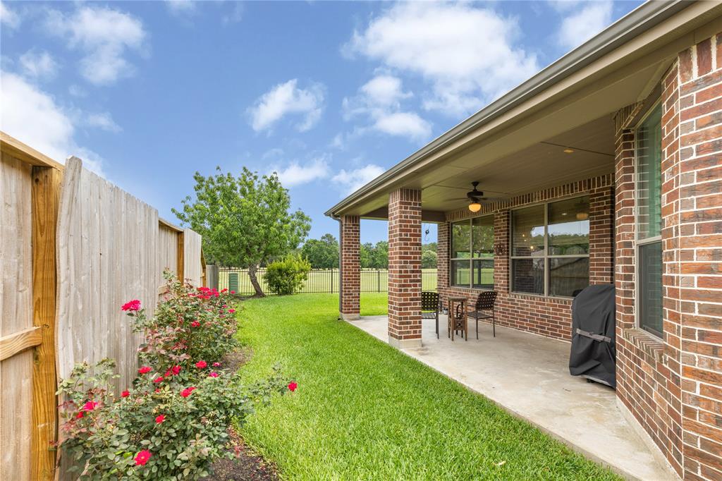 25019 Bahme Springs Lane, Porter, Texas image 37
